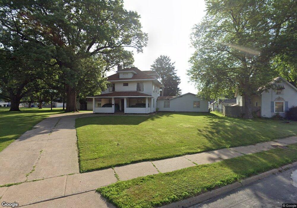 2229 Hickory Grove Rd, Davenport, IA 52804 - photo 1