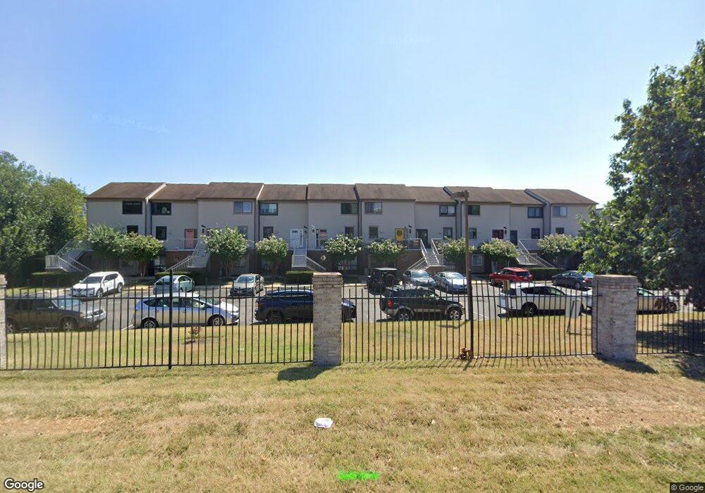 3153 Hawthorne Dr NE unit 3153, Washington, DC 20017 - photo 1