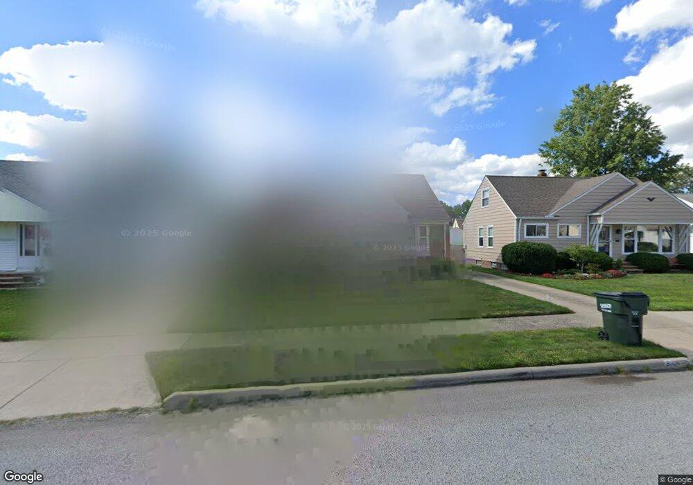 30424 Oakdale Rd, Willowick, OH 44095 - photo 1