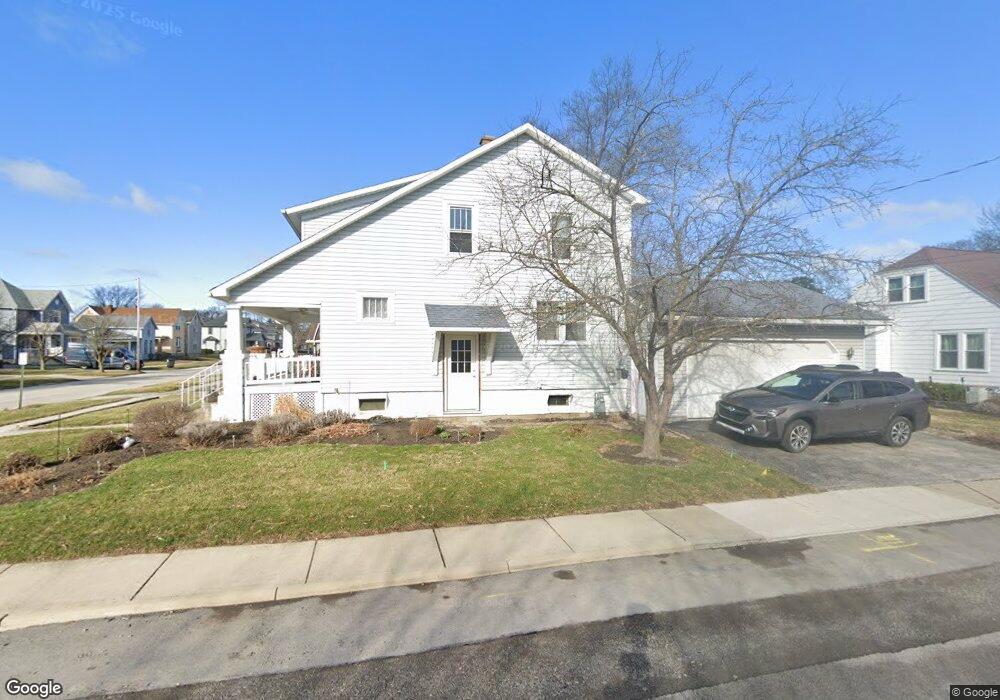 302 Locust St, Findlay, OH 45840 - photo 1