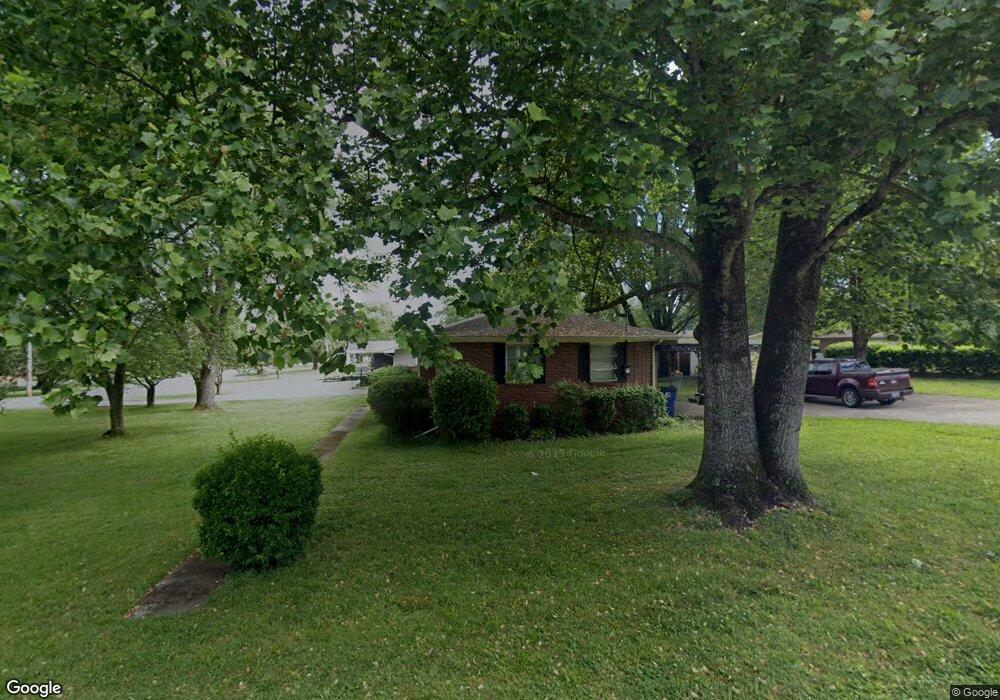 213 S Linda Dr, Shelbyville, TN 37160 - photo 1