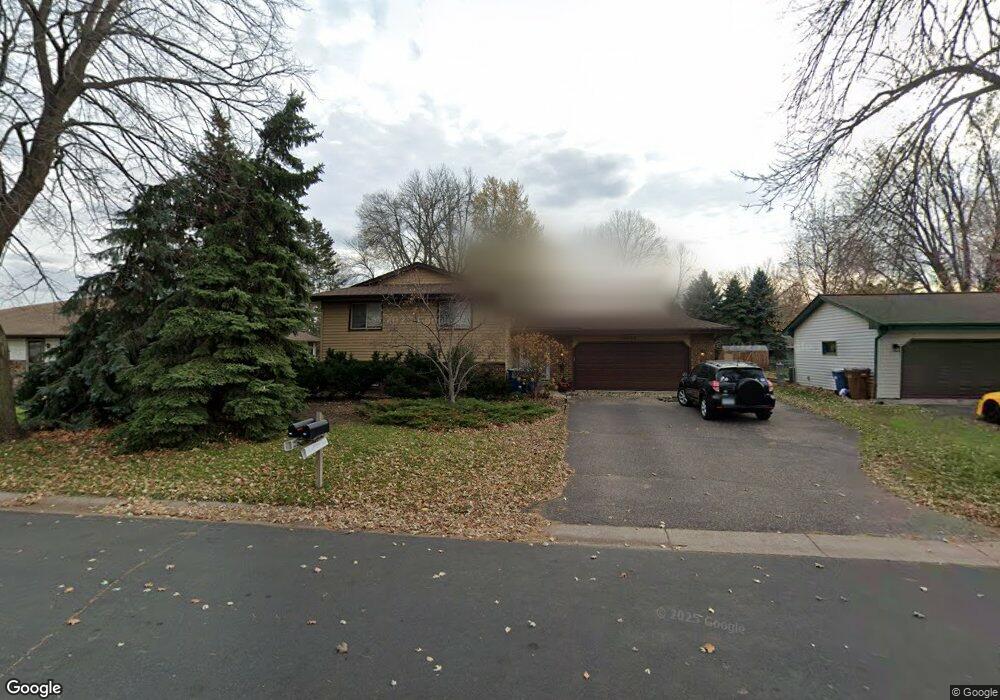 9911 96th Place N, Maple Grove, MN 55369 - photo 1