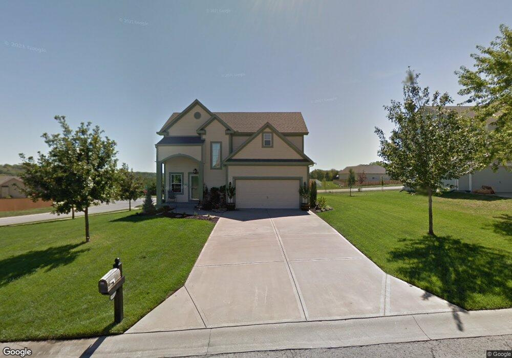 7125 Millbrook St, Shawnee, KS 66218 - photo 1