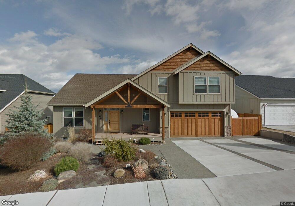 4045 SW Salmon Ave, Redmond, OR 97756 - photo 1