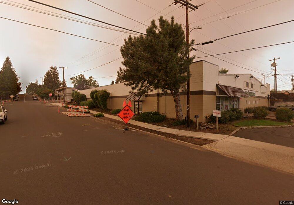 1031 NE 5th St, Bend, OR 97701 - photo 1