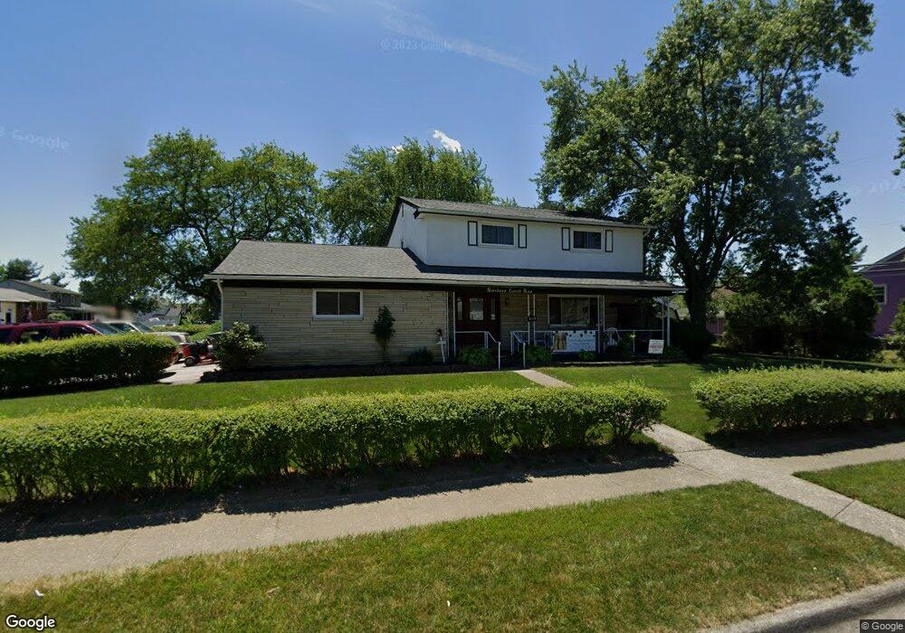 1989 Sharbot Dr, Columbus, OH 43229 - photo 1