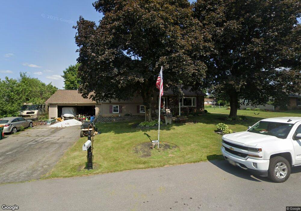 706 Brandywine Rd, Nazareth, PA 18064 - photo 1