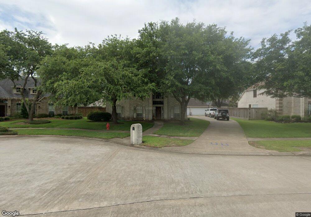 2869 Match Point Ln, Friendswood, TX 77546 - photo 1