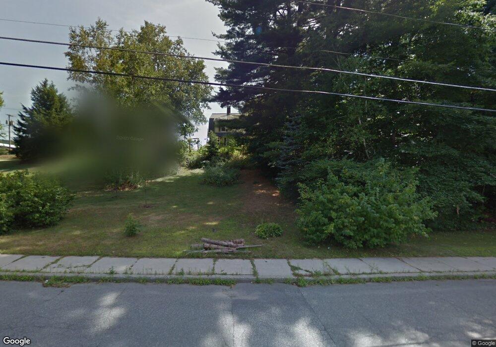 72 Myrtle St, Claremont, NH 03743 - photo 1