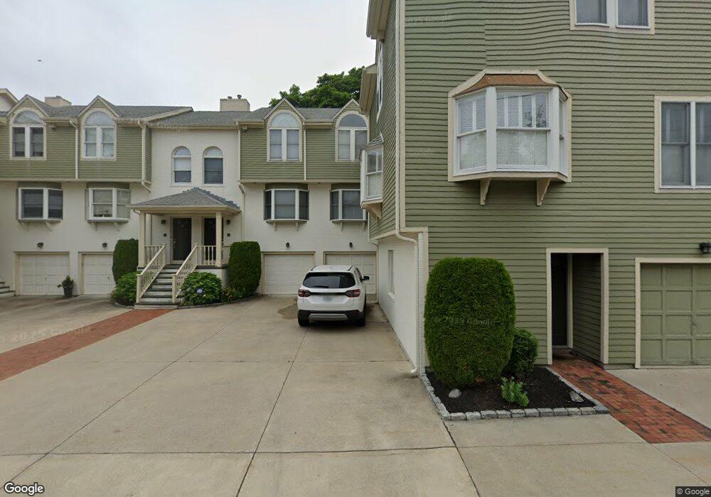 25 Miles Ave unit 7, Providence, RI 02906 - photo 1