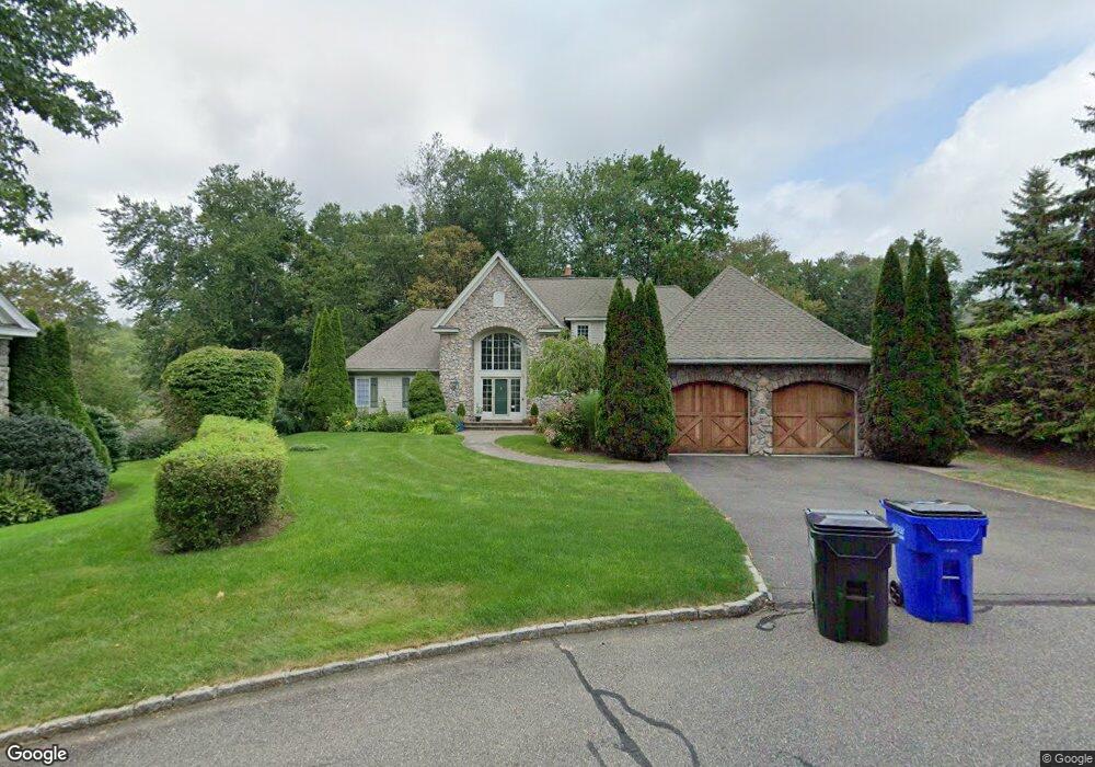 3 Whitehall Ct, Middlebury, CT 06762 - photo 1