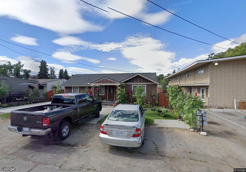 335 7th St NE, East Wenatchee, WA 98802 - photo 1