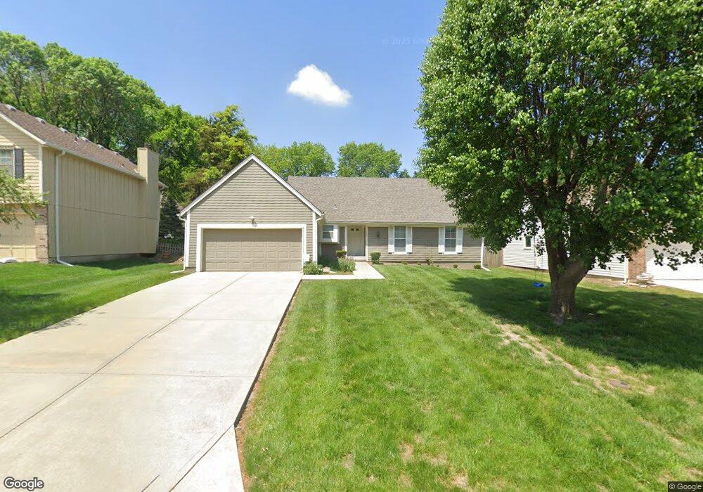 10558 Bradshaw St, Lenexa, KS 66215 - photo 1