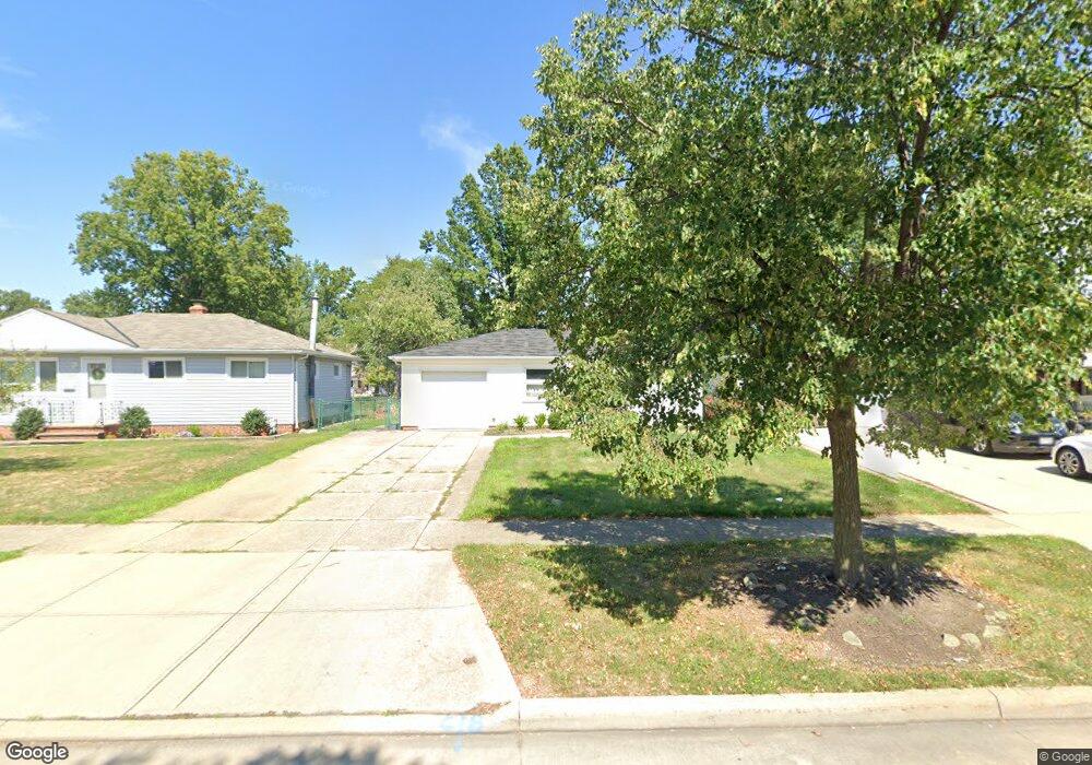 1679 Drenik Dr, Wickliffe, OH 44092 - photo 1