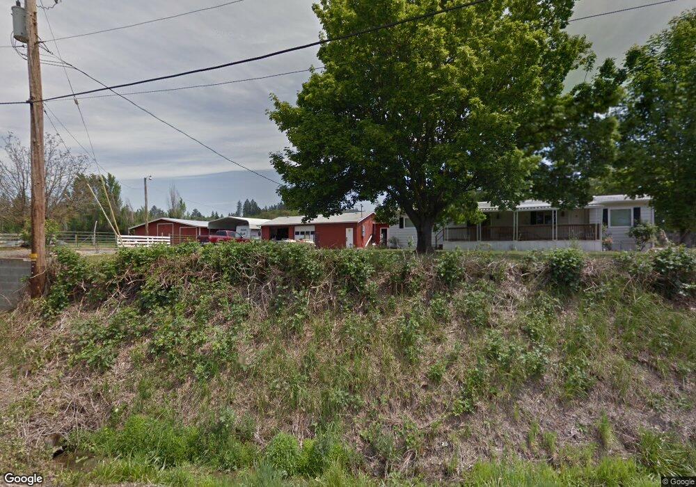 201 Lathrop Ln, Grants Pass, OR 97526 - photo 1