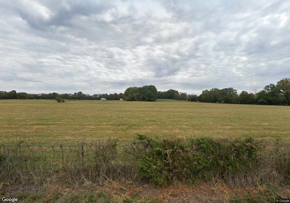 202 Pickle Rd, Shelbyville, TN 37160 - photo 1