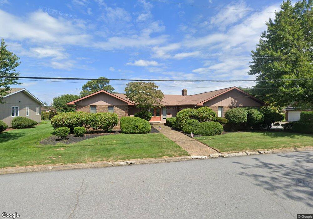 1037 W 19th St, Hazleton, PA 18202 - photo 1