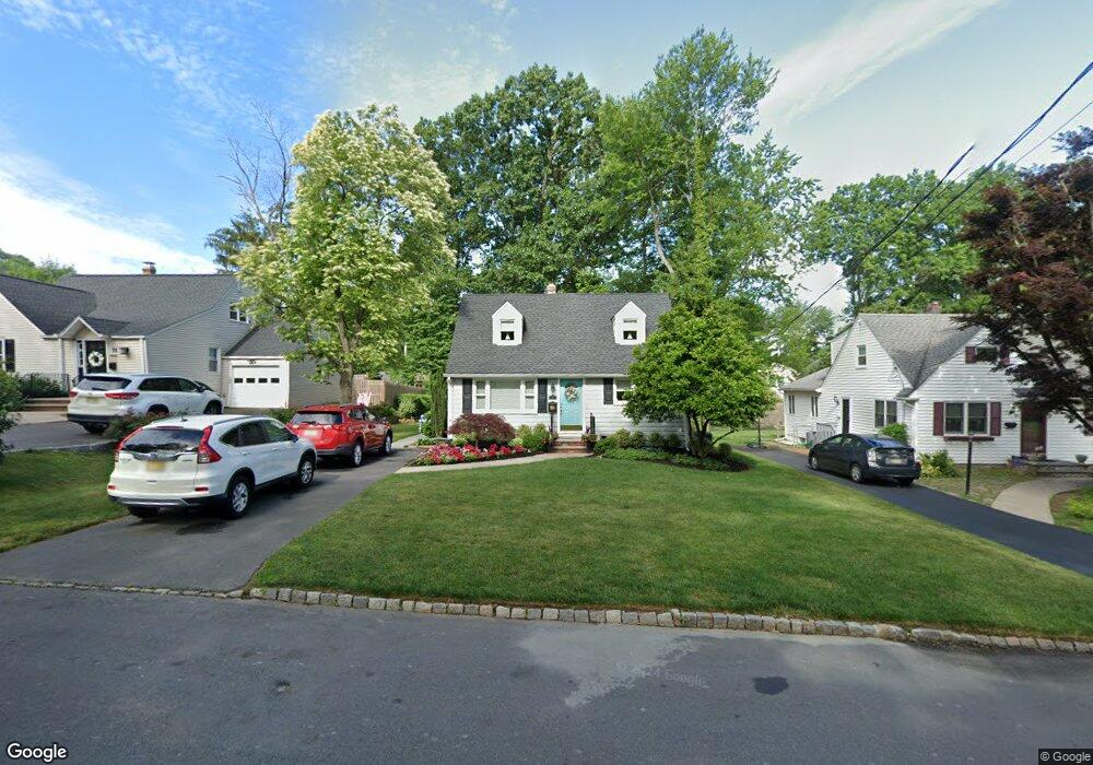 27 Salem Rd, New Providence, NJ 07974 - photo 1