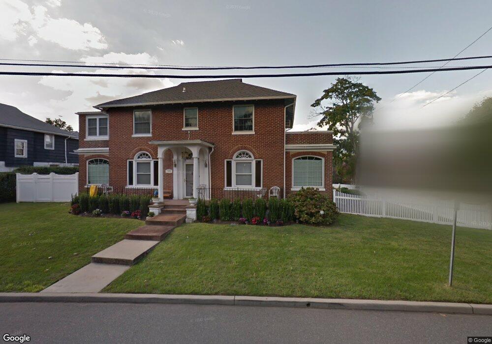 880 Knota Rd, Woodmere, NY 11598 - photo 1