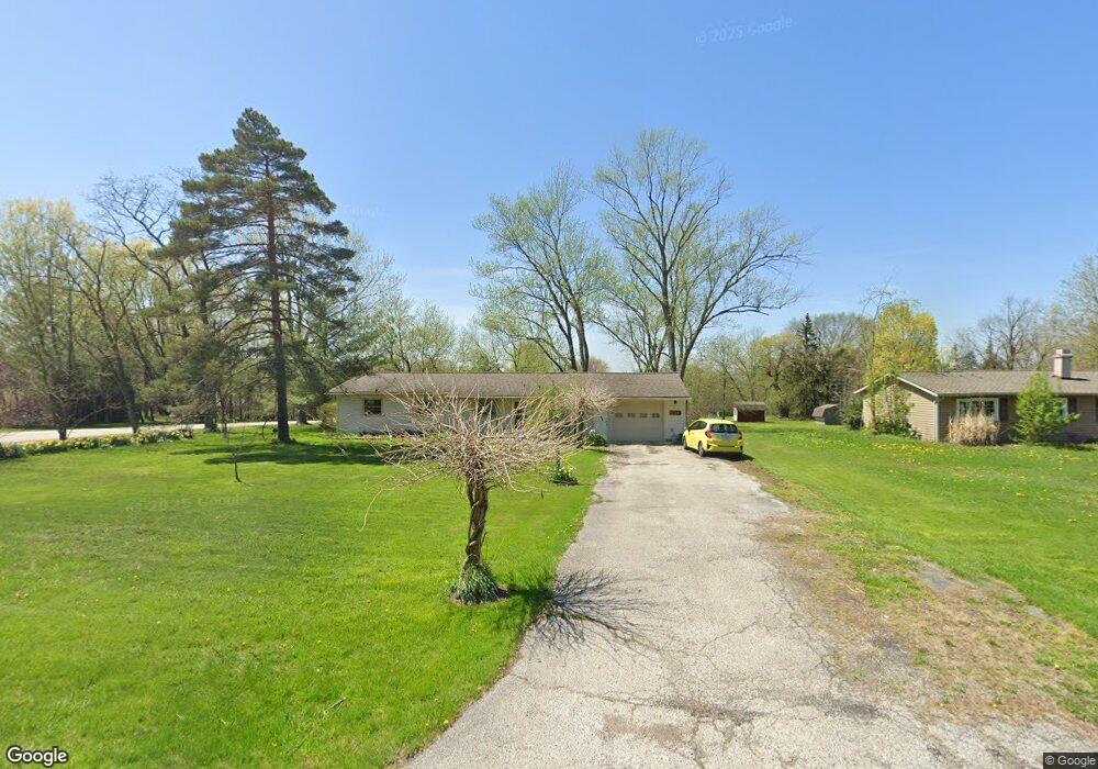 319 N Bissell Rd, Aurora, OH 44202 - photo 1