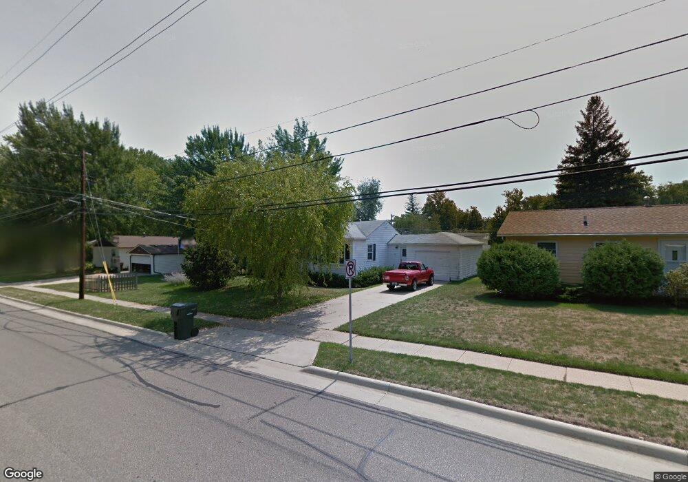 1312 W 4th St, Cedar Falls, IA 50613 - photo 1