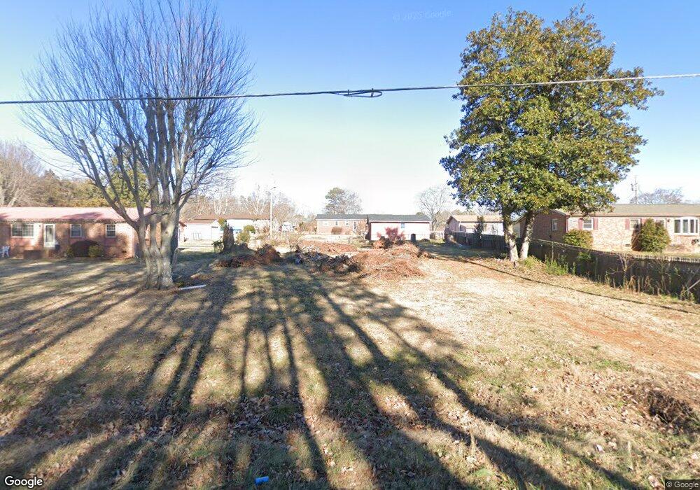 813 Freedom Mill Rd, Gastonia, NC 28052 - photo 1