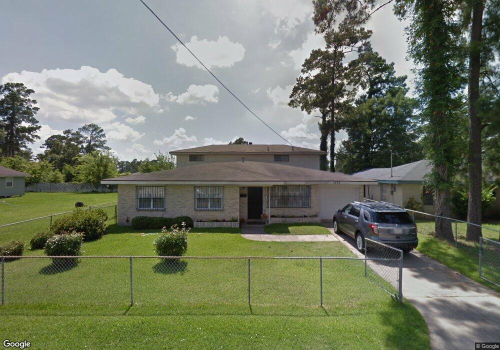 1833 N Prater St, Lake Charles, LA 70601 - photo 1