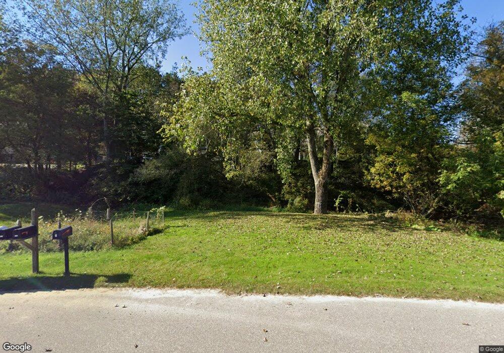 71 Farr Rd, Richmond, VT 05477 - photo 1