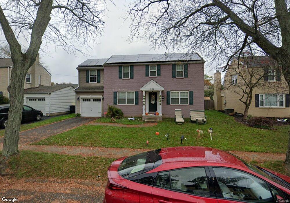 223 Waverly Rd, Wilmington, DE 19803 - photo 1