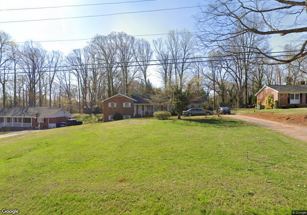 807 Driftwood Dr, Siler City, NC 27344 - photo 1