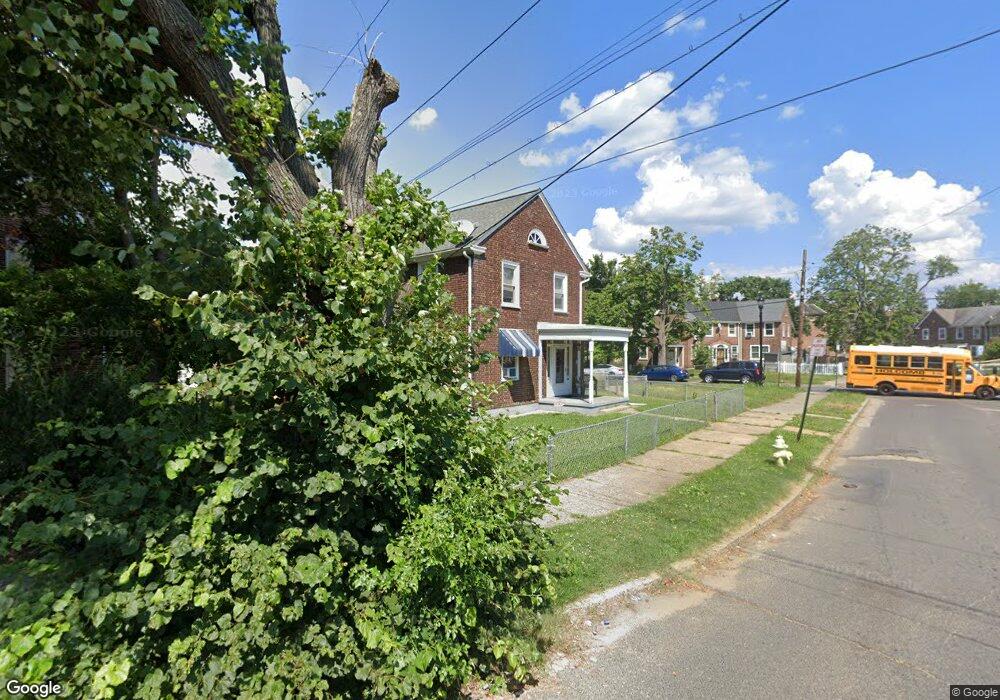 3040 W Octagon Rd, Camden, NJ 08104 - photo 1