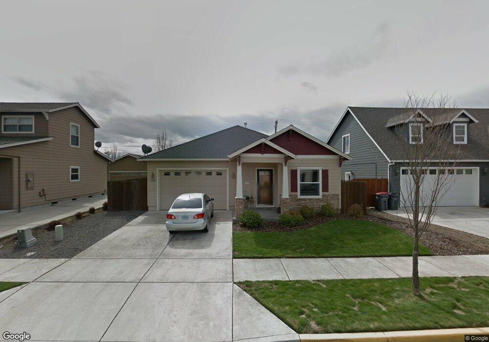 165 Alta Ln, Central Point, OR 97502 - photo 1