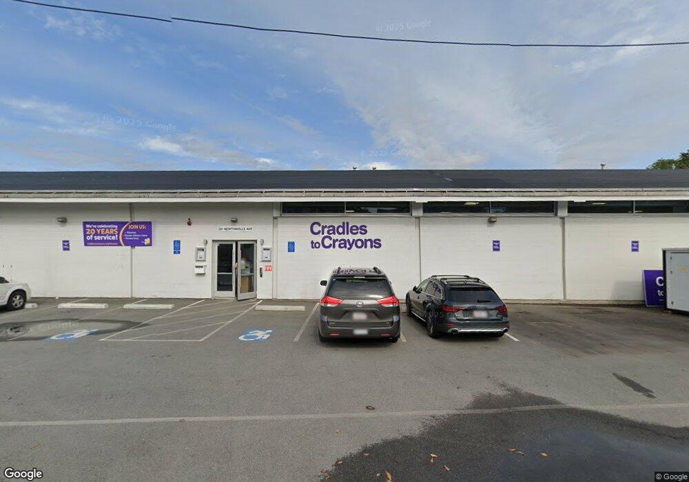 281 Newtonville Ave, Newton, MA 02460 - photo 1