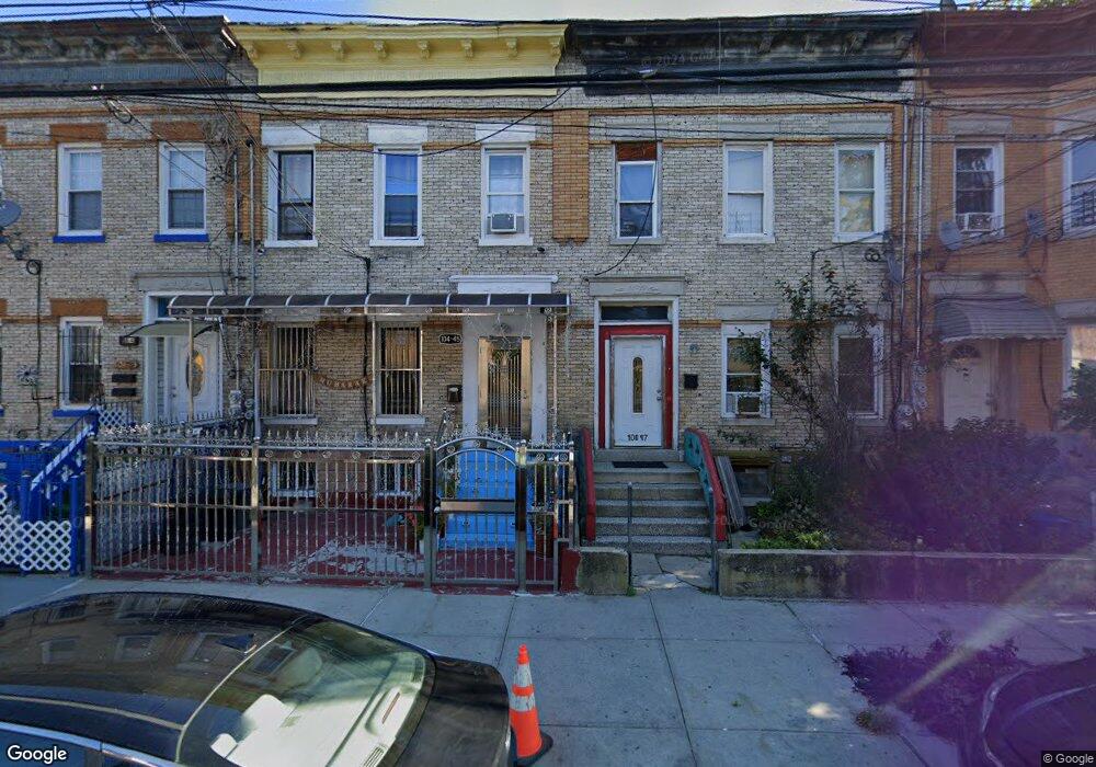 10445 164th St unit 2nd fl, Jamaica, NY 11433 - photo 1