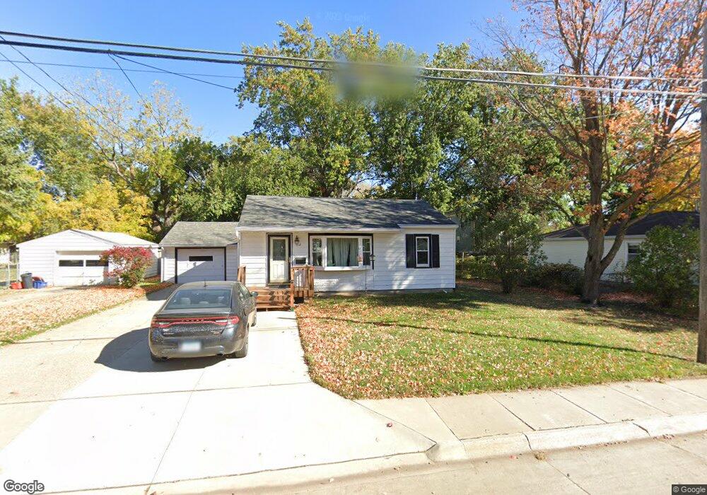 612 E 8th St N, Newton, IA 50208 - photo 1