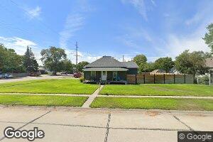203 N Valentine St, Valentine, NE 69201