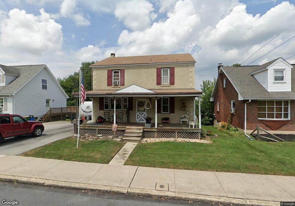 39 W 3rd St, Alburtis, PA 18011 - photo 1