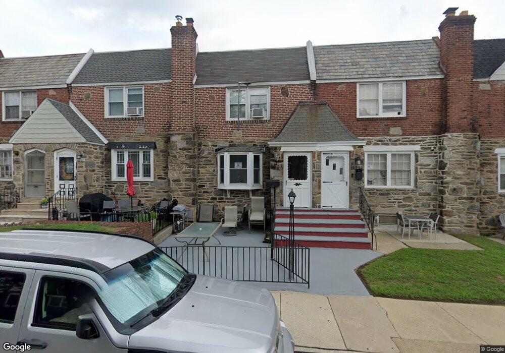 6867 Clover Ln, Upper Darby, PA 19082 - photo 1