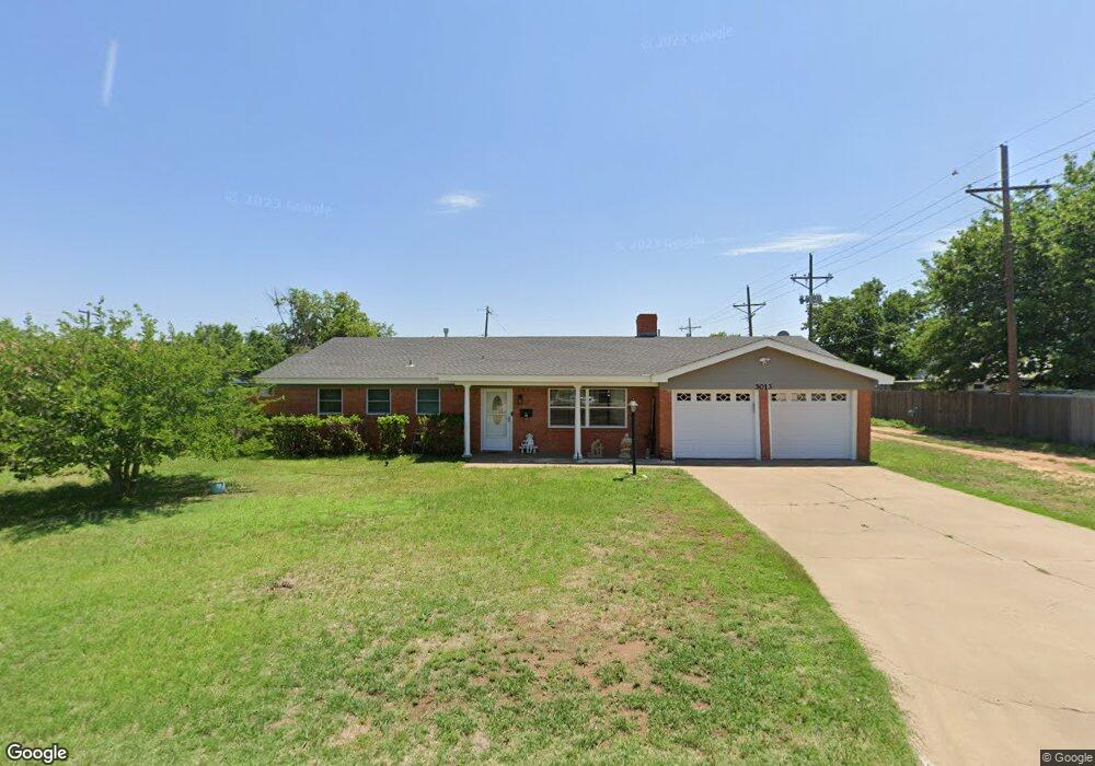 3013 W 19th St, Plainview, TX 79072 - photo 1