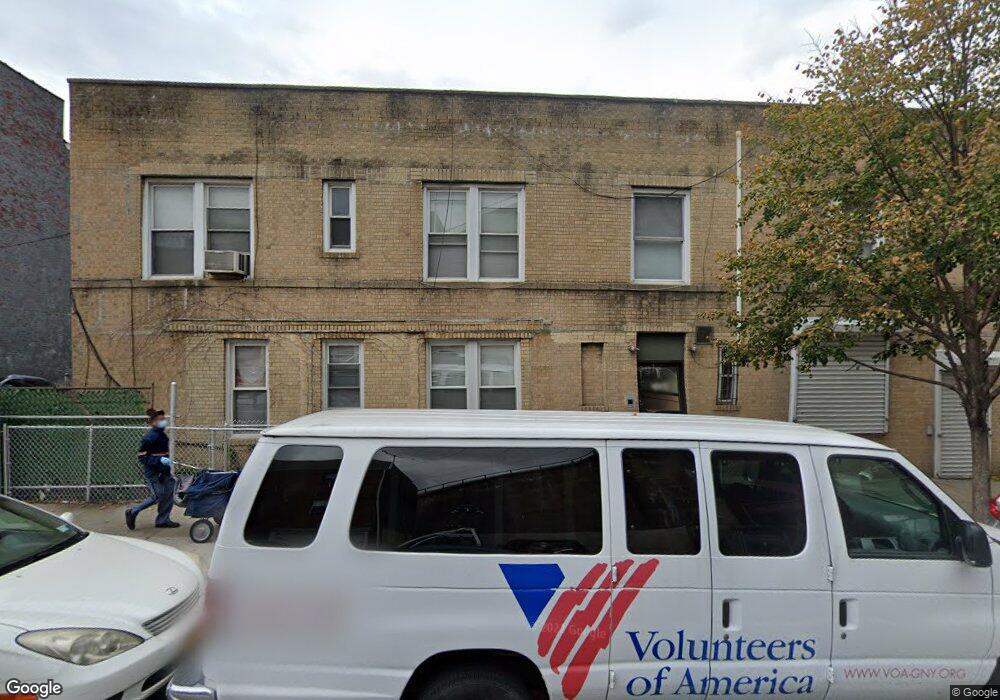 4220 Astoria Blvd, Long Island City, NY 11103 - photo 1