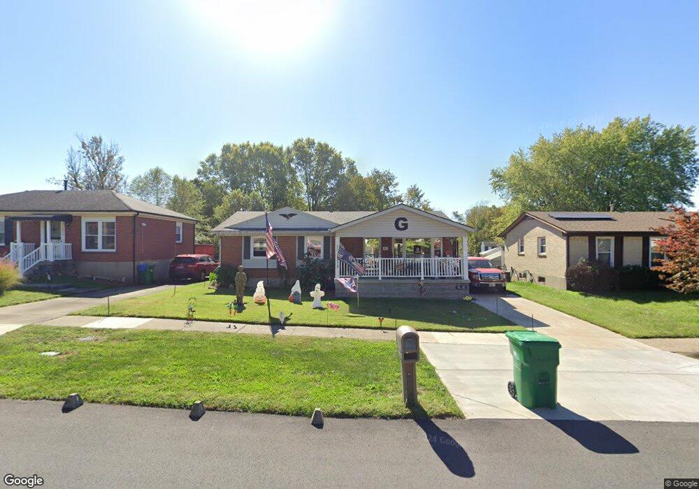 8805 Lantana Dr, Louisville, KY 40229 - photo 1