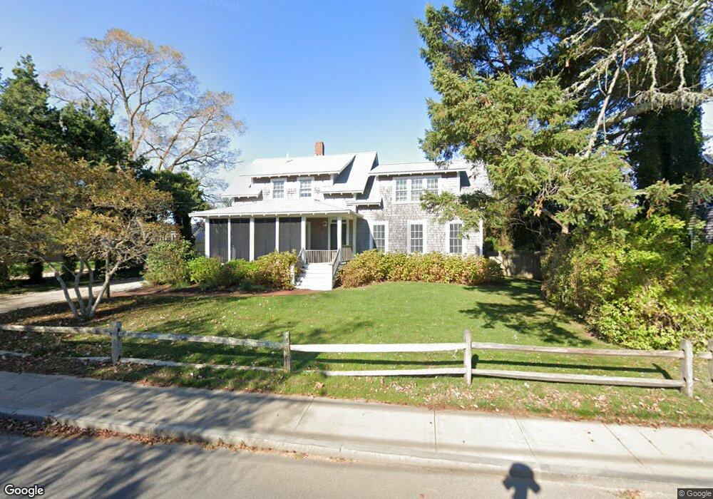 4 Evelyn Way, Edgartown, MA 02539 - photo 1