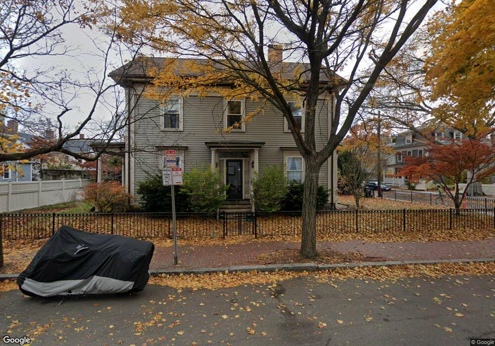 34 Magazine St unit 1, Cambridge, MA 02139 - photo 1