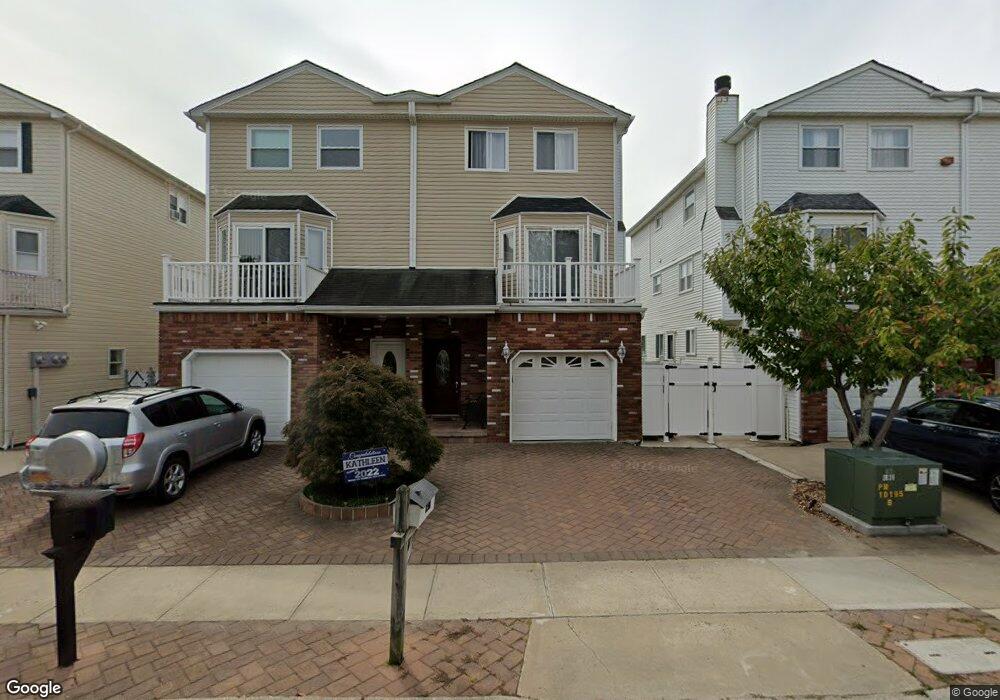 16 Dina Ct, Staten Island, NY 10306 - photo 1