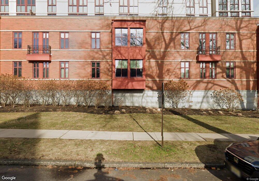 85 Park Ave Unit 302 unit 302, Glen Ridge Boro Twp., NJ 07028 - photo 1