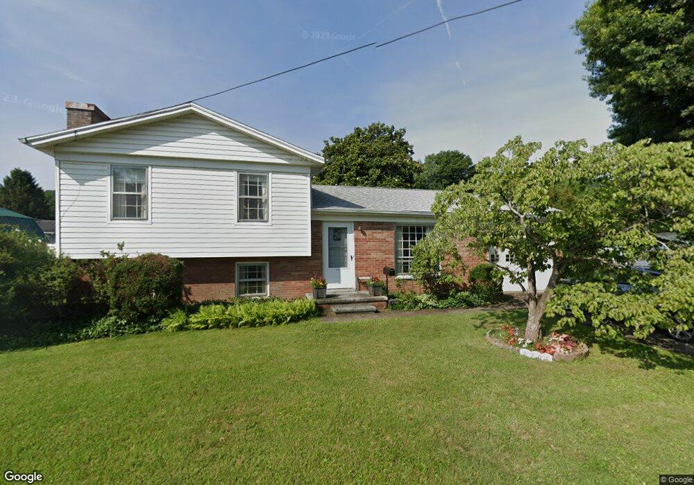 2701 Edwards Cir, Dunbar, WV 25064 - photo 1