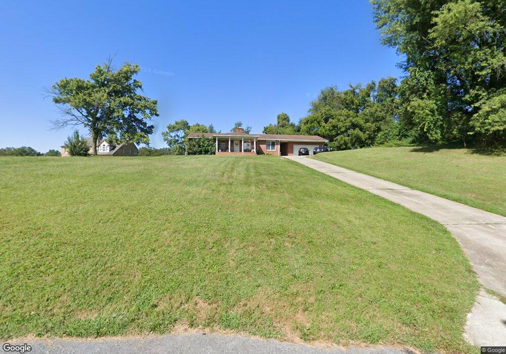 2918 Kuntz Rd, Windsor Mill, MD 21244 - photo 1