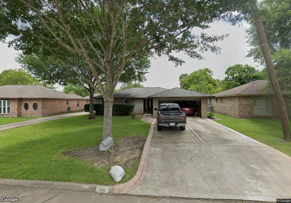 4402 Peridot Ln, Friendswood, TX 77546 - photo 1