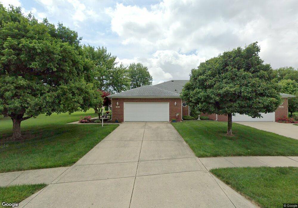 321 Reagan Cir unit A, Franklin, IN 46131 - photo 1