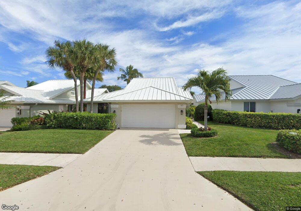 117 Sand Pine Dr, Jupiter, FL 33477 - photo 1